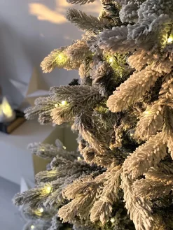 Albero natalizio innevato LED TATLOW 210 cm Verde