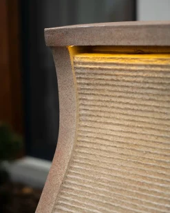 Fontana da giardino LED FORMIGA Beige