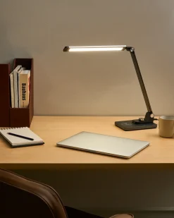 Lampada da scrivania a LED ENIF con Caricatore wireless Nero