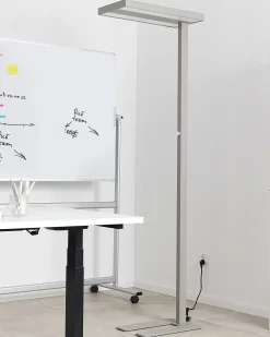 Lampada da terra a LED TAURUS con dimmer Metallo Argento