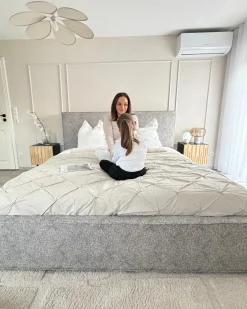 Letto contenitore Velluto elasticizzato MOISSAC 180 x 200 cm Nero/Bianco