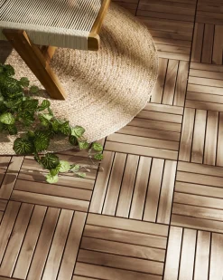 Rivestimenti e piastrelle da esterno ACCETTURA Legno di acacia certificato Naturale
