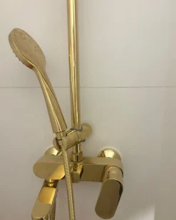 Set doccia con miscelatore e soffione a pioggia GURARA Oro