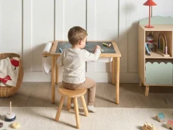 Set tavolo e sedie per bambini KEMPSEY Marrone chiaro Montessori con contenitore