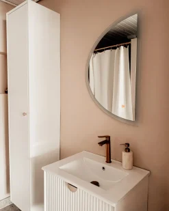 Specchio da bagno con luce LED BEZONS 49 cm 80 cm Argento
